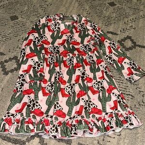 Girls Boutique Dress Cowgirl Cow Print & Cactus 💕 size 3XL but fits a 7 IMO NWT